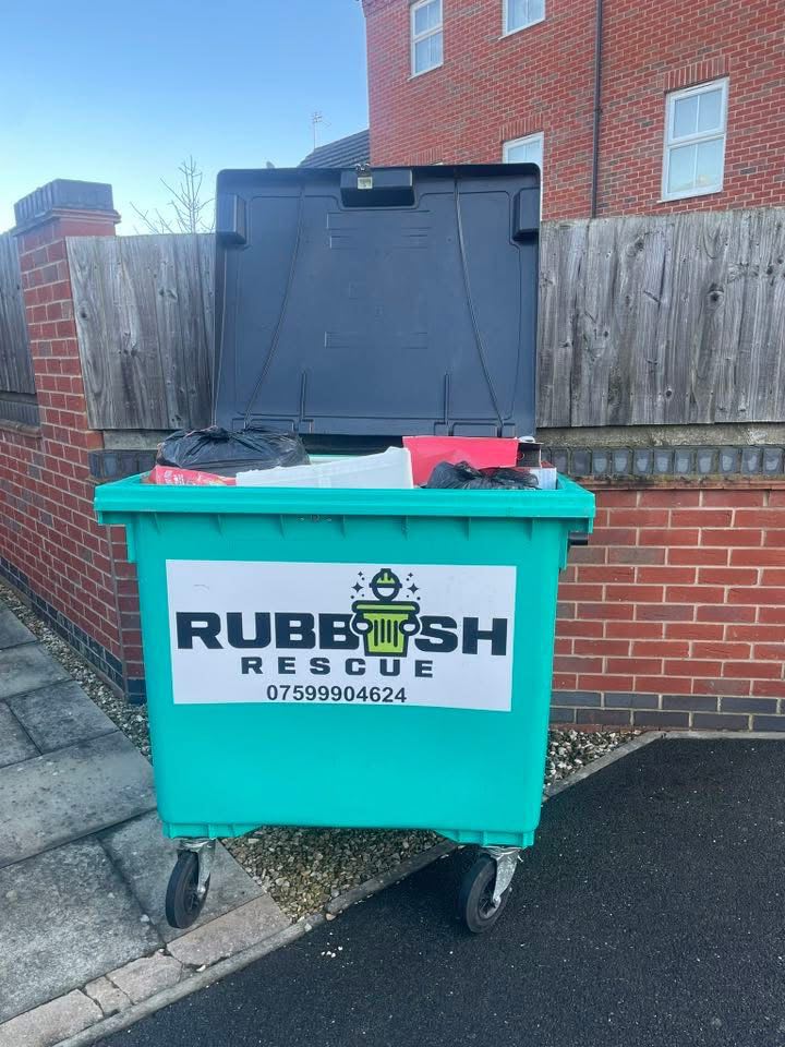 A Rubbish Rescue bin